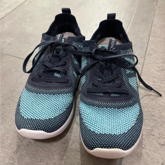Vivo barefoot Women’s Navy and Aqua Athletic Shoes - Picture 2 of 3
